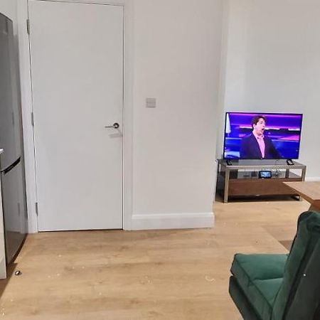 Garland Stylish Apartment 1 In Greater London Ngoại thất bức ảnh