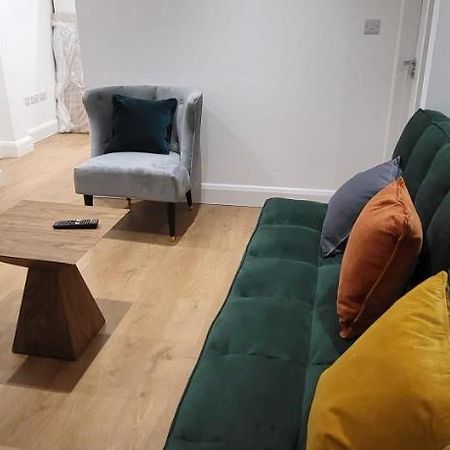 Garland Stylish Apartment 1 In Greater London Ngoại thất bức ảnh